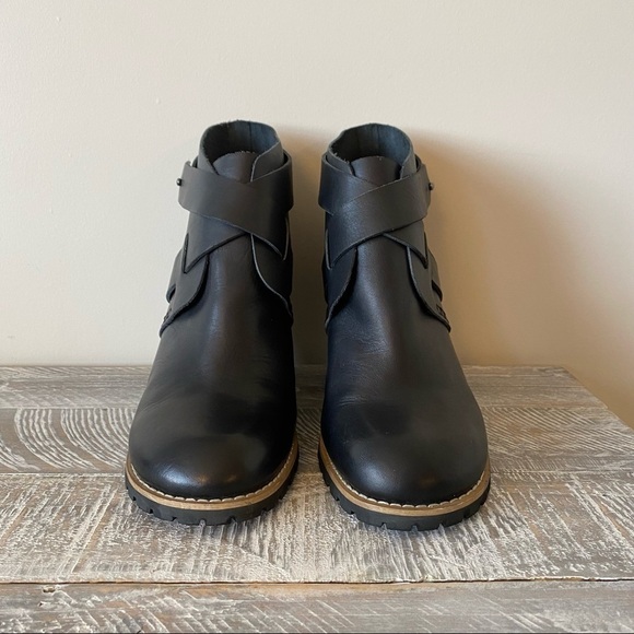 See by Chloè Wedge Strappy Ankle Round Toe Lug Bottom Booties (Size:40) - Picture 7 of 12